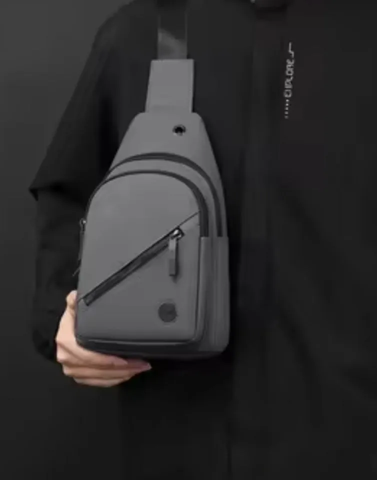 Active Axis Crossbody