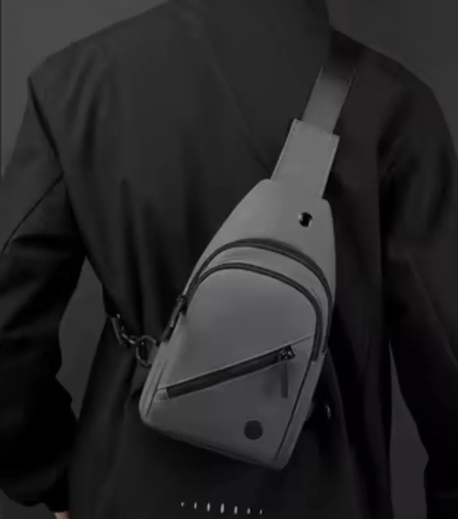 Active Axis Crossbody