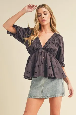 Aemi   Co Eyelet Embroidered V-Neck Half Sleeve Peplum Blouse