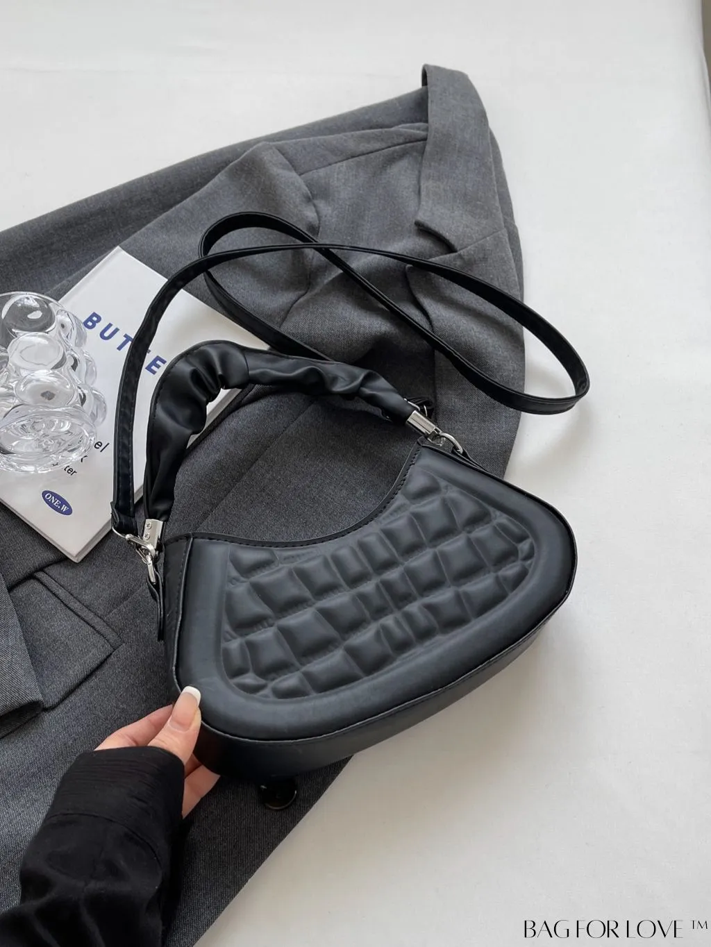 BagForLove - Chic Crocodile Pattern Handbag - Versatile & Stylish
