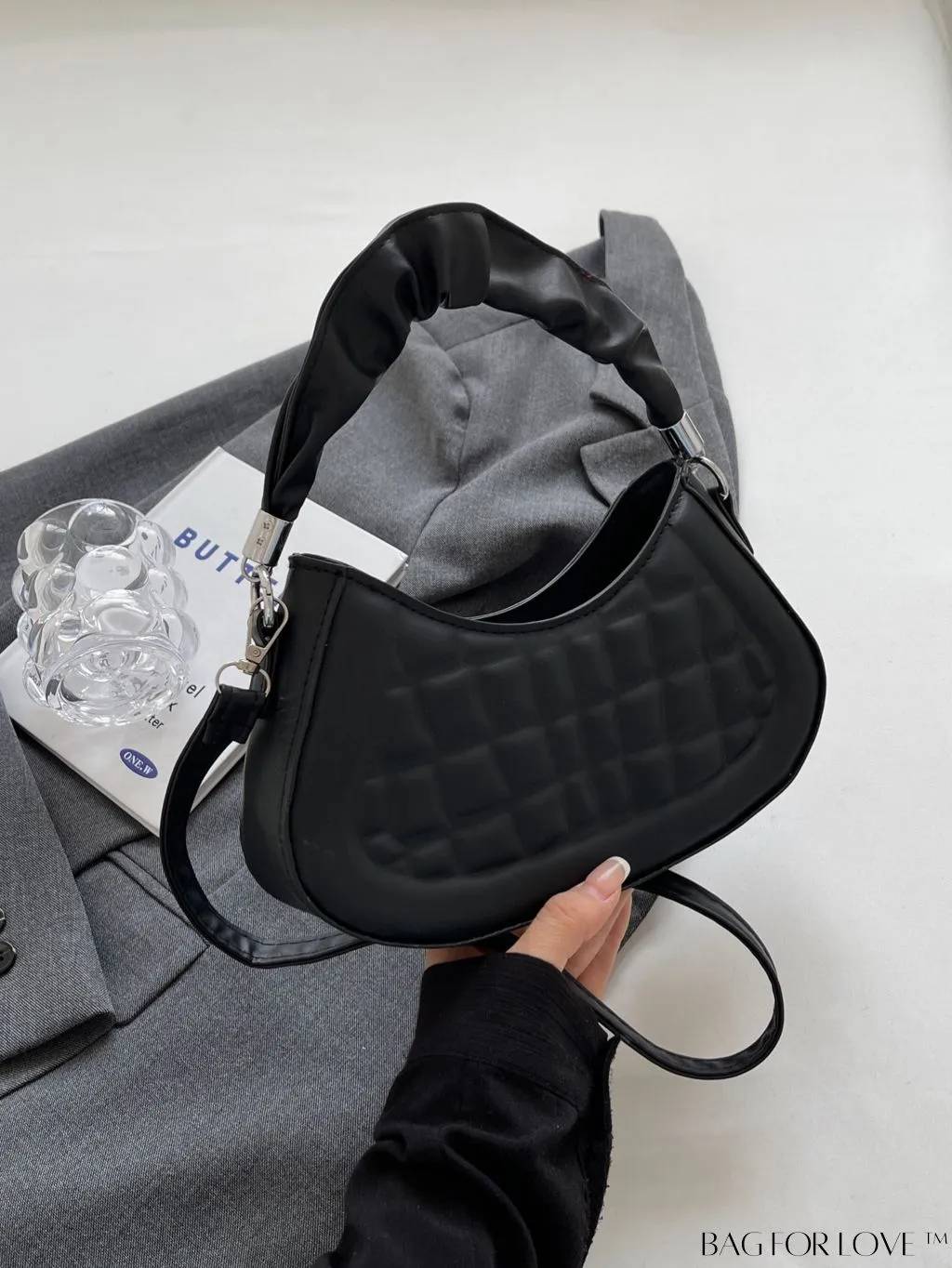 BagForLove - Chic Crocodile Pattern Handbag - Versatile & Stylish