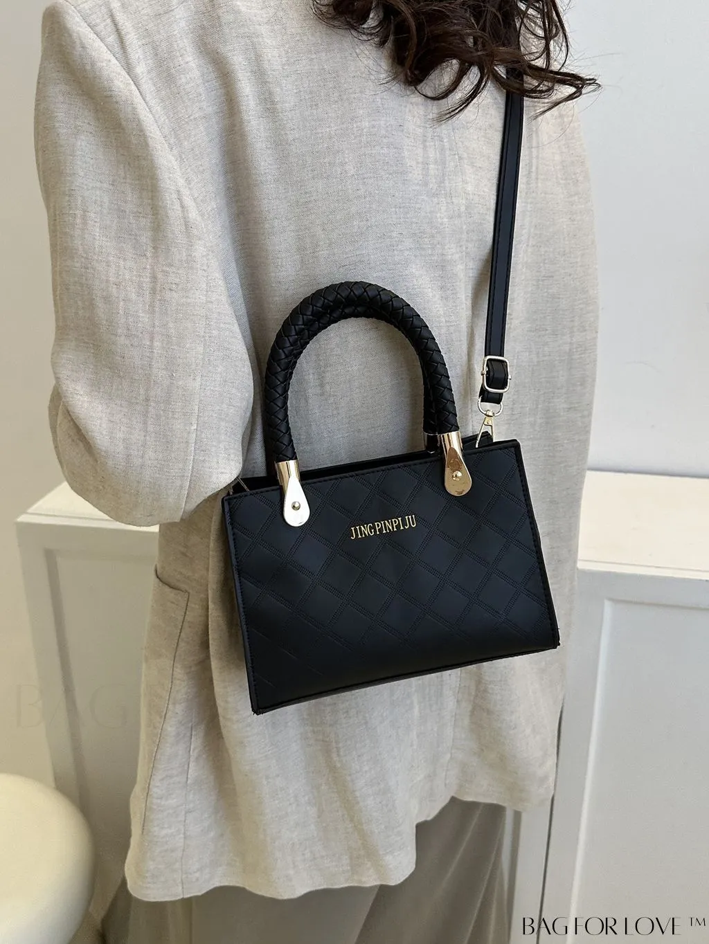 BagForLove - Compact Geometric Pattern Crossbody Bag: Stylish and Versatile Handheld Square Bag