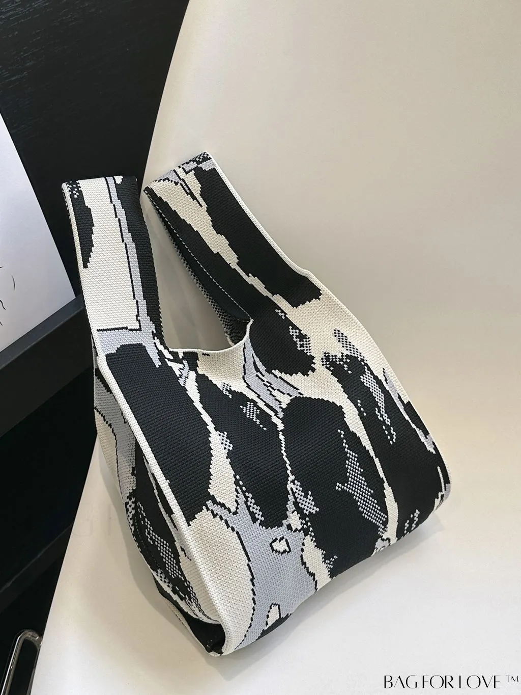 BagForLove - Modern Knitted Handbag: Stylish Contrasting Colors, Fresh Shoulder Bag Design