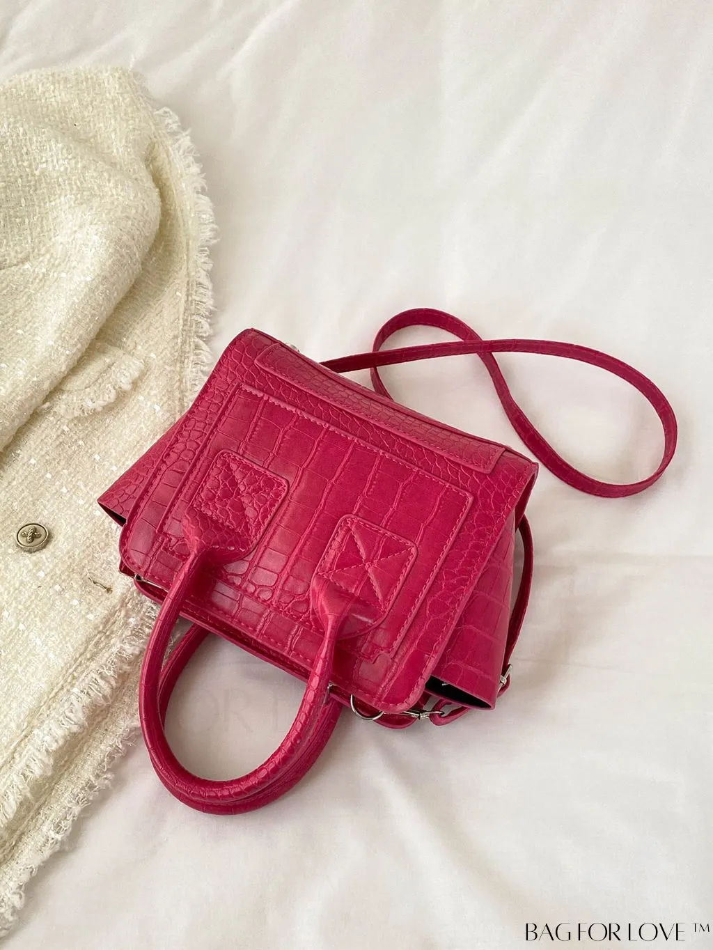 BagForLove - Multi-functional Pink Crocodile PU Handbag: Stylish and Practical