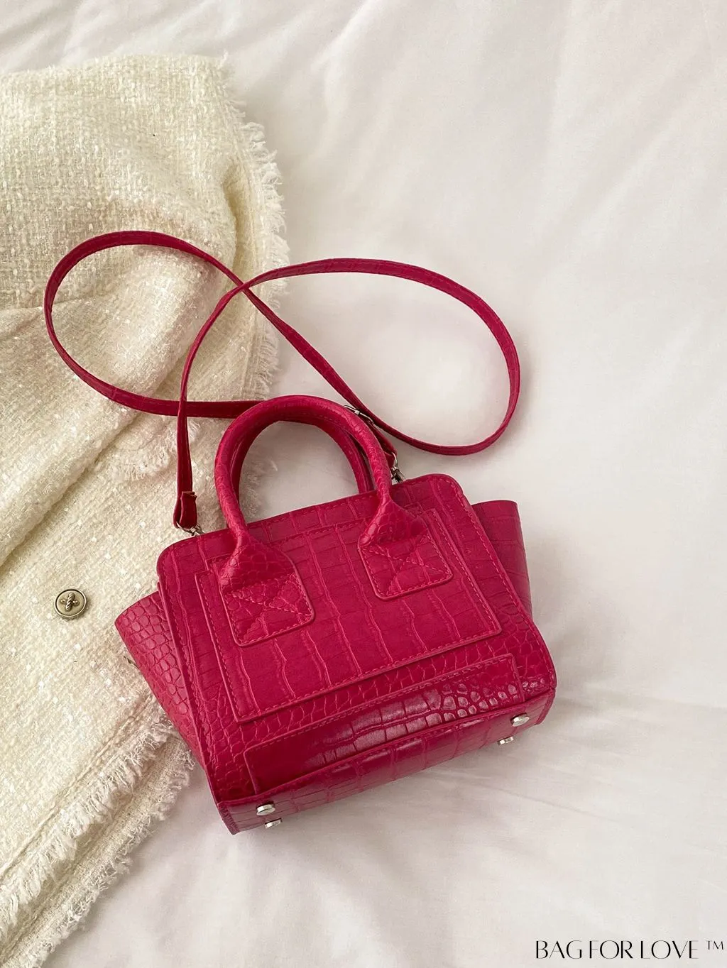 BagForLove - Multi-functional Pink Crocodile PU Handbag: Stylish and Practical