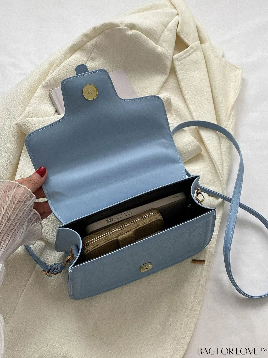 BagForLove - Rhombus Pattern Square Bag: Elegant Solid Color with Flap Top Handle. Fashionably Stylish.