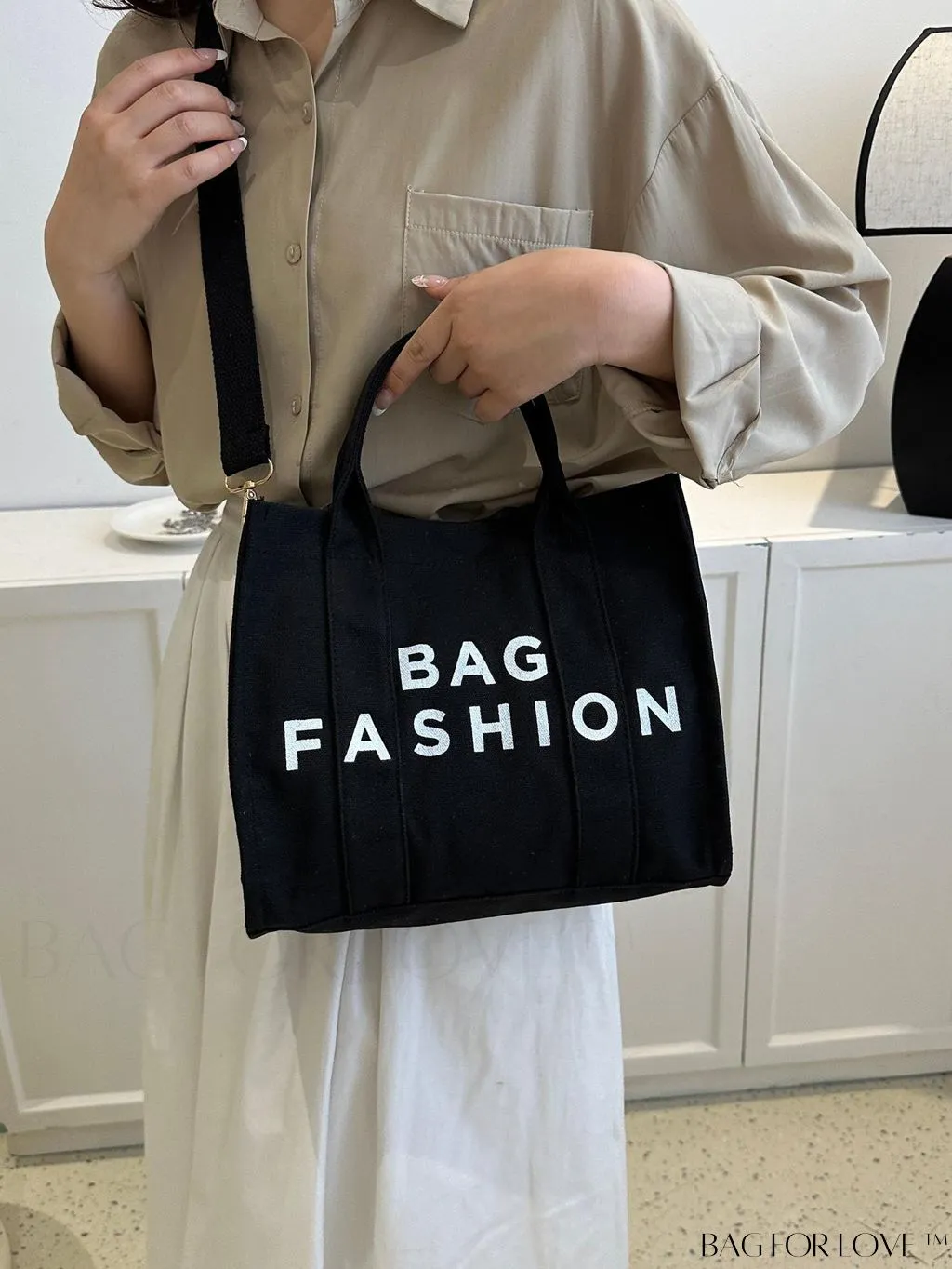 BagForLove - Stylish Canvas Tote: Lightweight, Adjustable Shoulder Bag for Fashionable Students