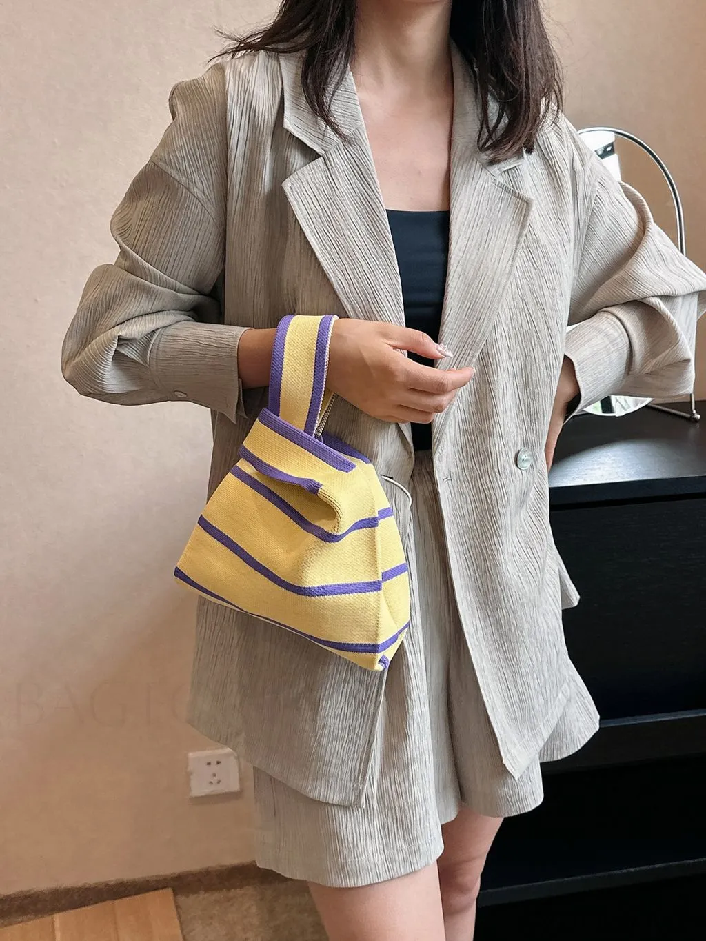 BagForLove - Stylish Crochet Handbag with Mini Contrast Colors