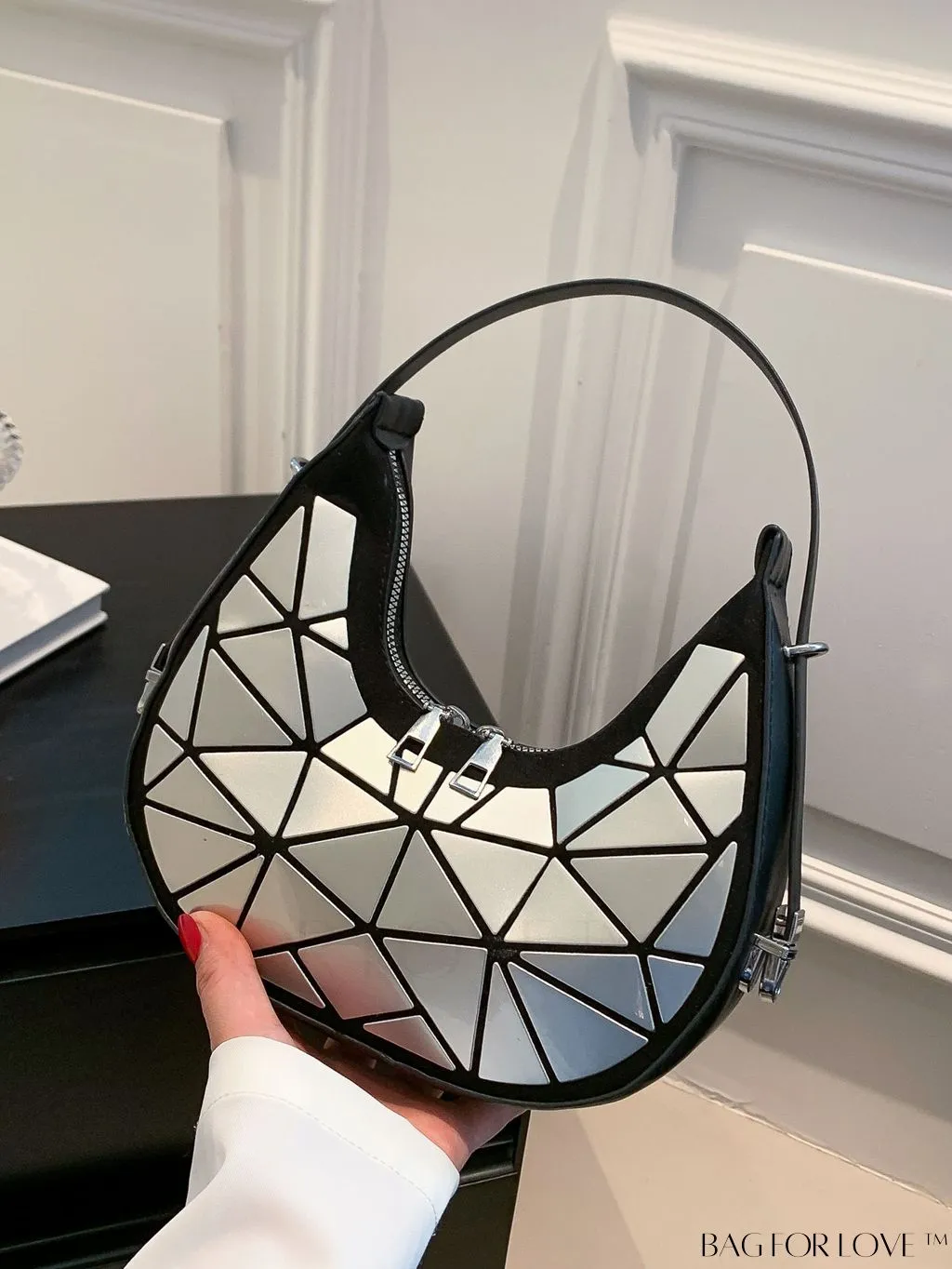 BagForLove - Stylish Geometric Armpit Bag - A Fashion Essential!