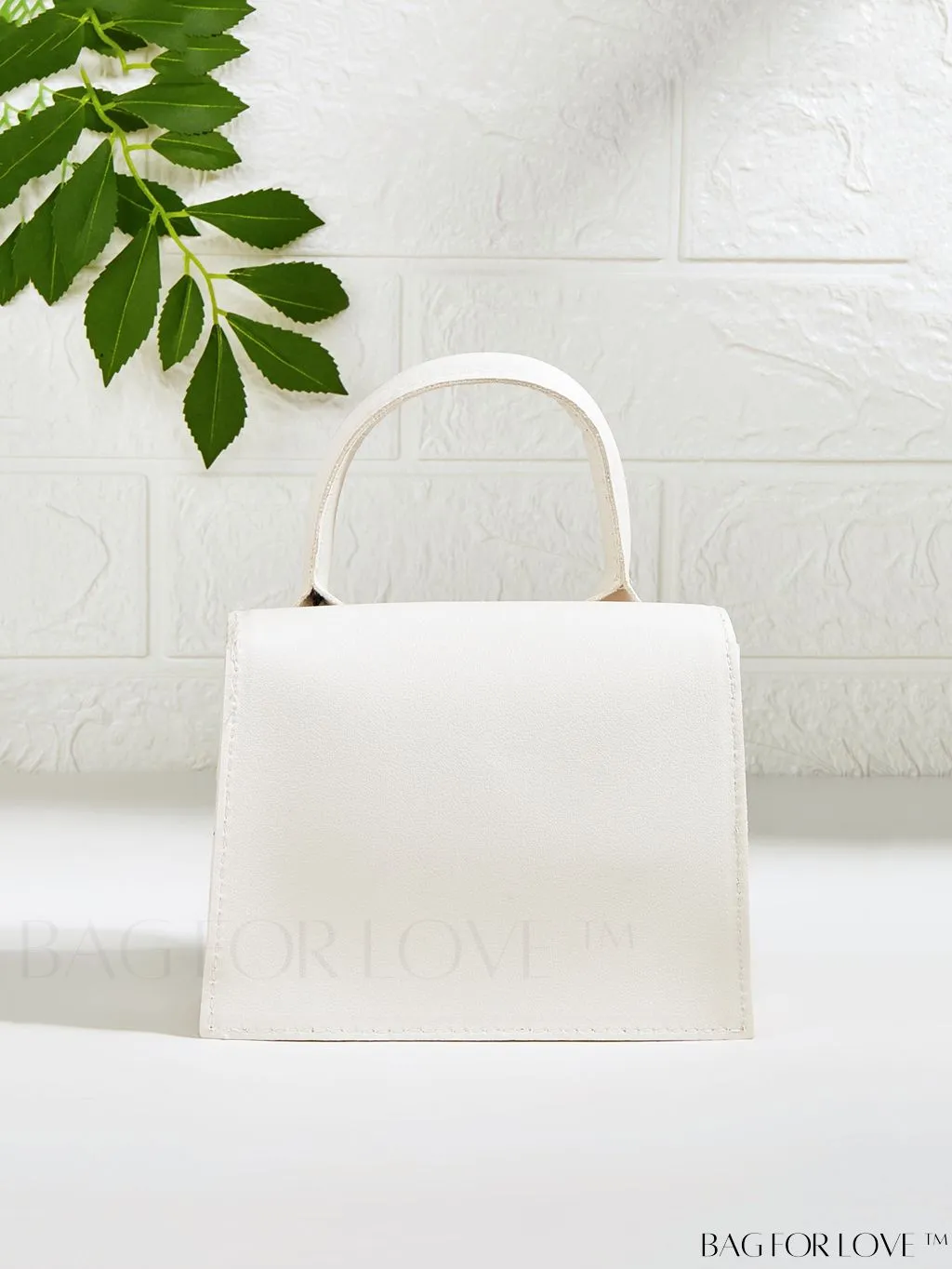 BagForLove - Stylish Mini Chain Handbag in PU Leather