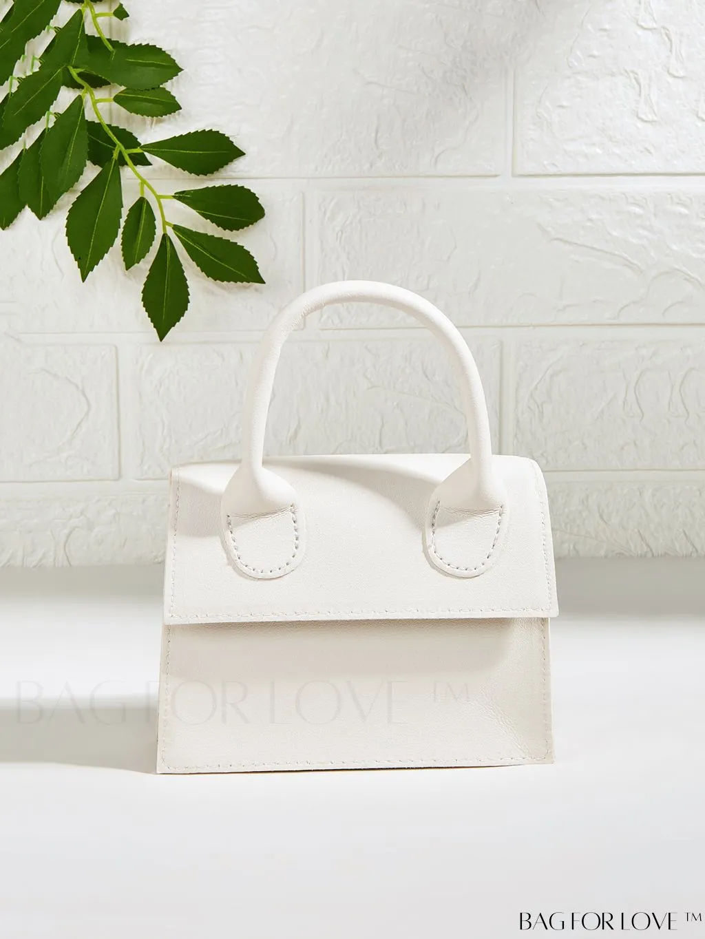 BagForLove - Stylish Mini Chain Handbag in PU Leather