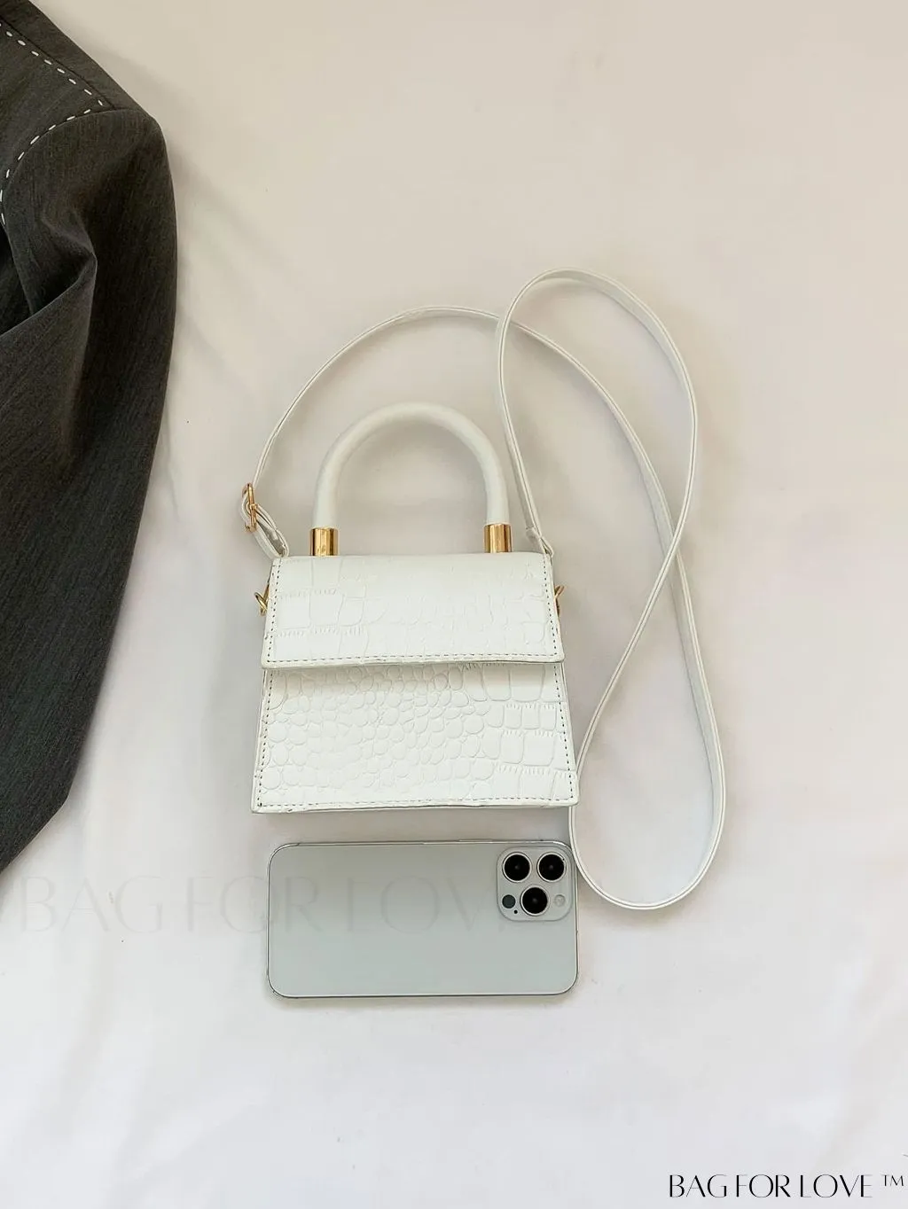BagForLove - Stylish Mini Square Handheld Bag with Flip Cover - Exquisite Fashion Accessory
