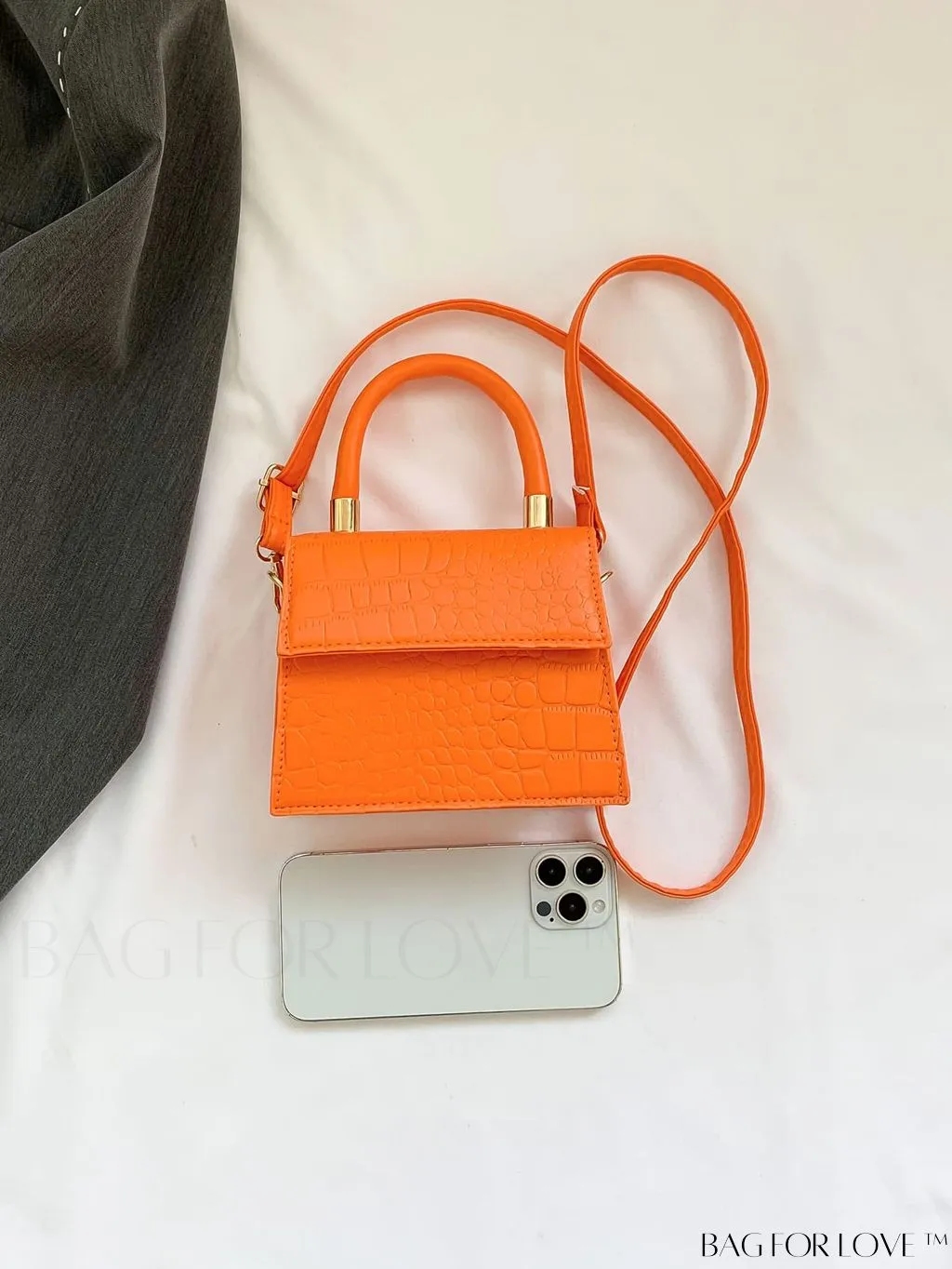 BagForLove - Stylish Mini Square Handheld Bag with Flip Cover - Exquisite Fashion Accessory