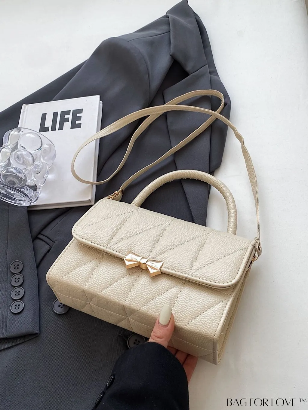 BagForLove - Stylish Rhombus Pattern Handbag With Elegant Bow Decoration