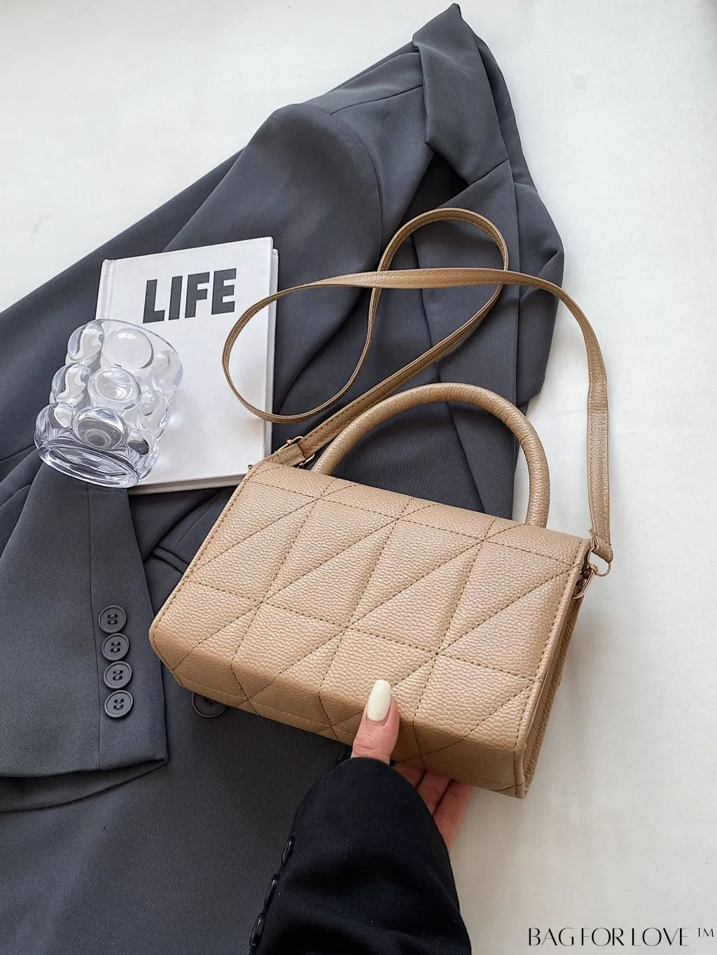 BagForLove - Stylish Rhombus Pattern Handbag With Elegant Bow Decoration