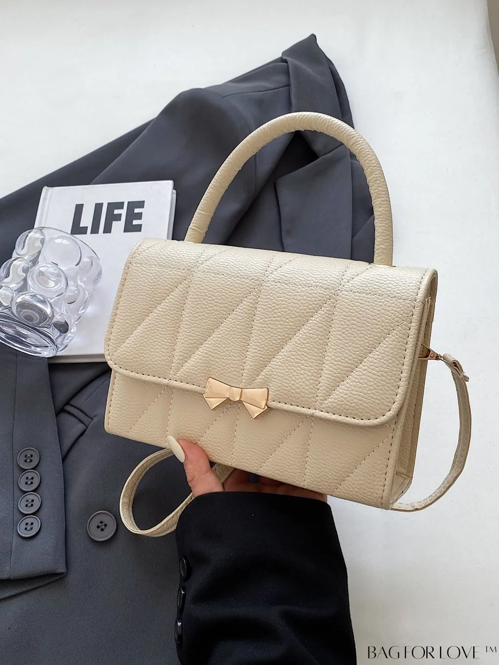 BagForLove - Stylish Rhombus Pattern Handbag With Elegant Bow Decoration
