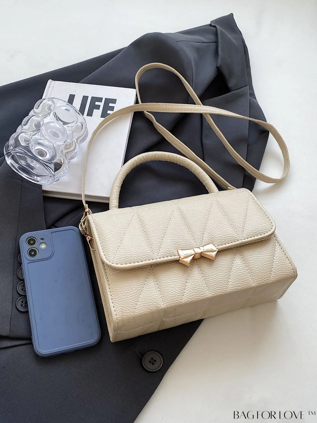 BagForLove - Stylish Rhombus Pattern Handbag With Elegant Bow Decoration