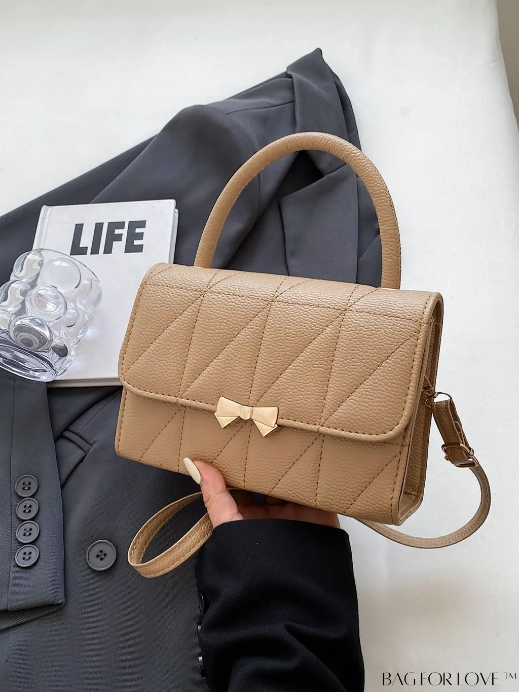 BagForLove - Stylish Rhombus Pattern Handbag With Elegant Bow Decoration
