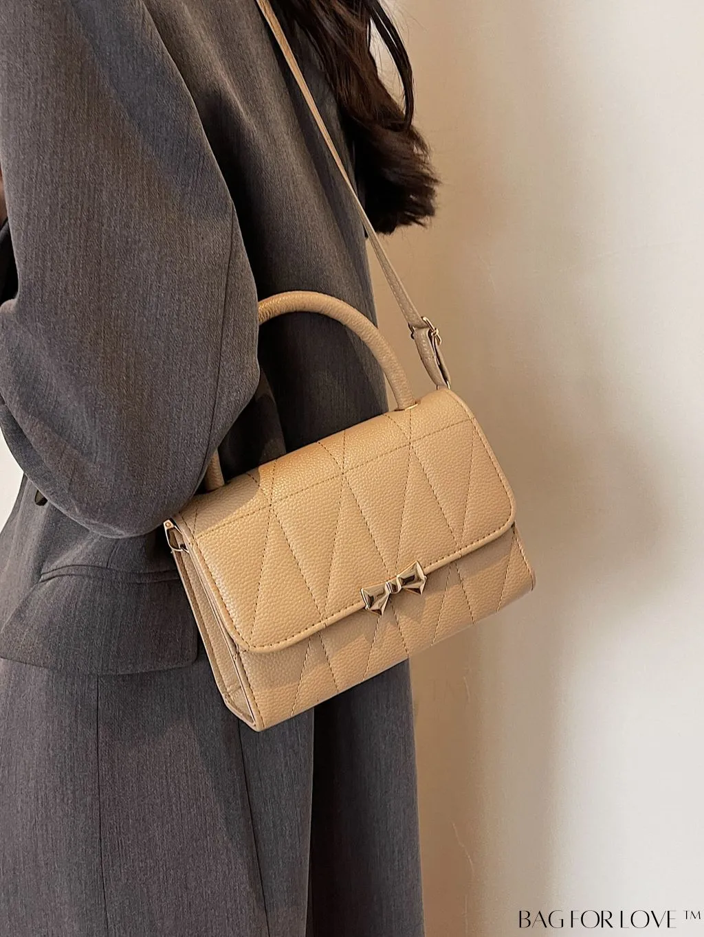BagForLove - Stylish Rhombus Pattern Handbag With Elegant Bow Decoration