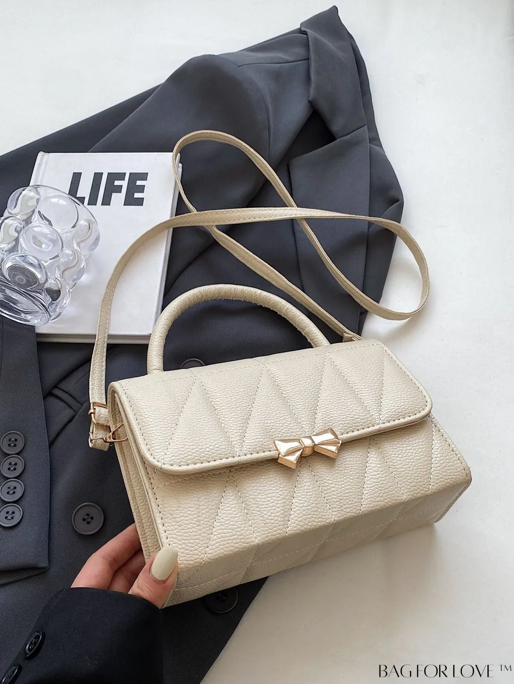 BagForLove - Stylish Rhombus Pattern Handbag With Elegant Bow Decoration