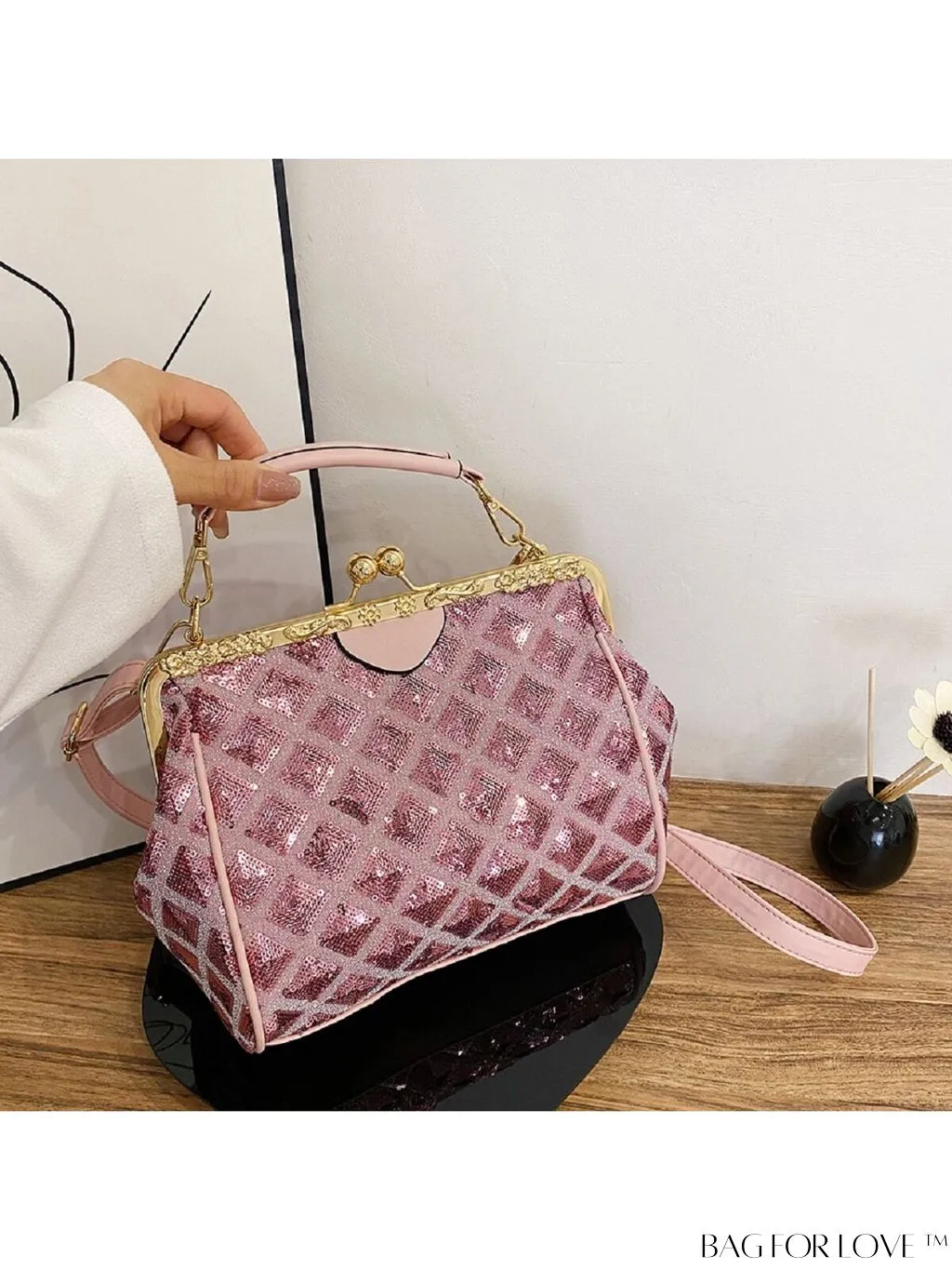 BagForLove - Stylish Sequin Clutch Bag with Adjustable Strap - Trendy and Versatile