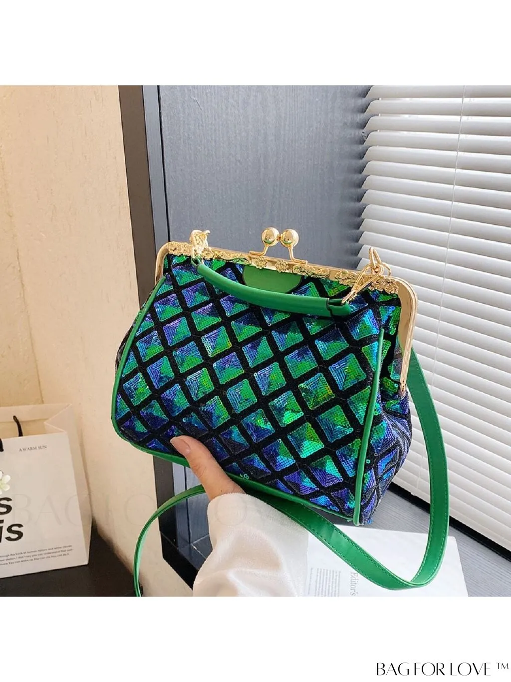 BagForLove - Stylish Sequin Clutch Bag with Adjustable Strap - Trendy and Versatile