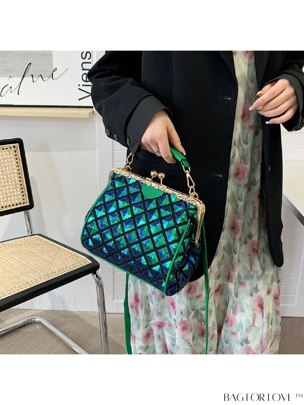 BagForLove - Stylish Sequin Clutch Bag with Adjustable Strap - Trendy and Versatile