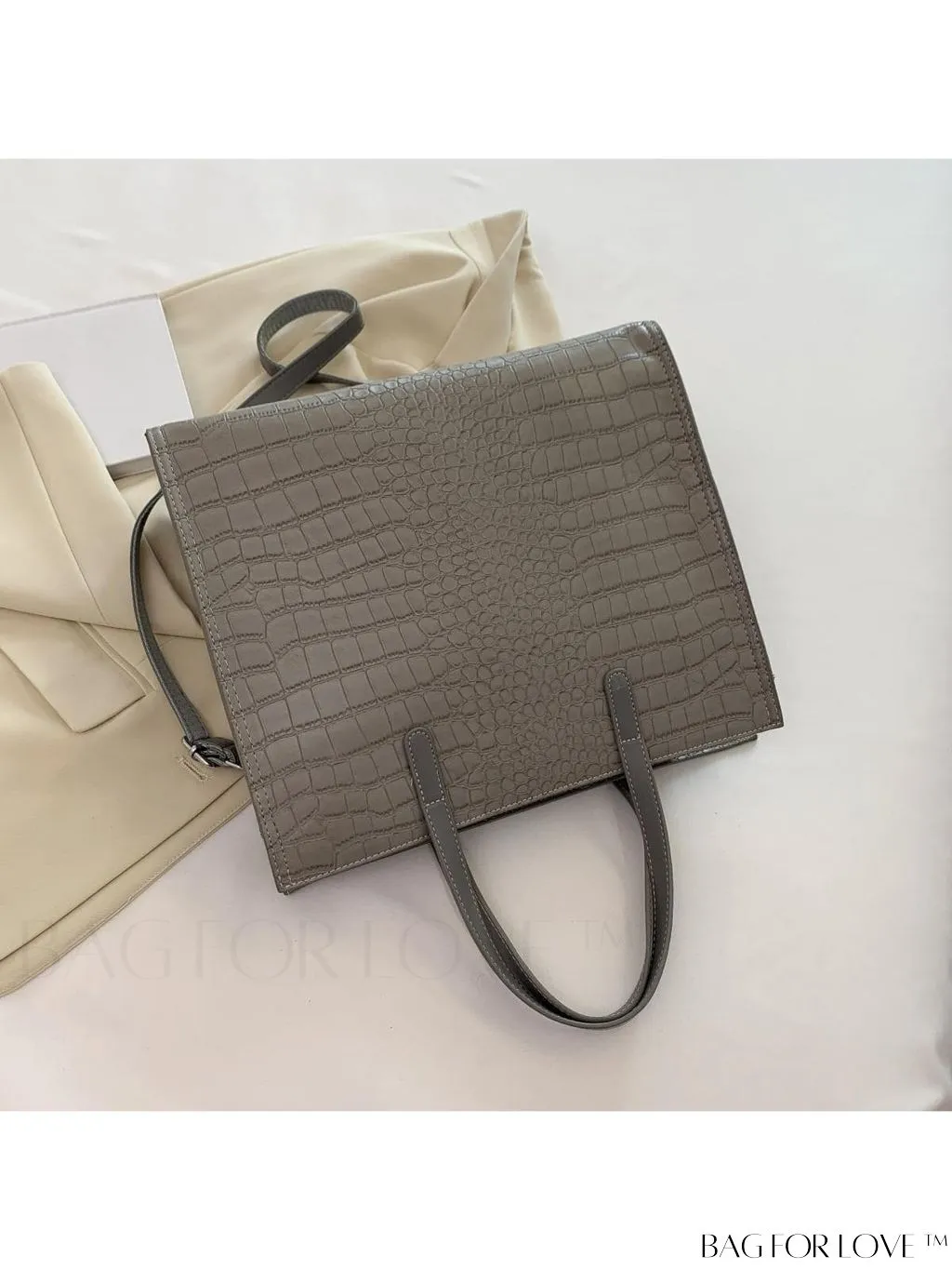 BagForLove - Stylish Womens Square Bag with Embroidered Cartoon Character Design - New Arrival
