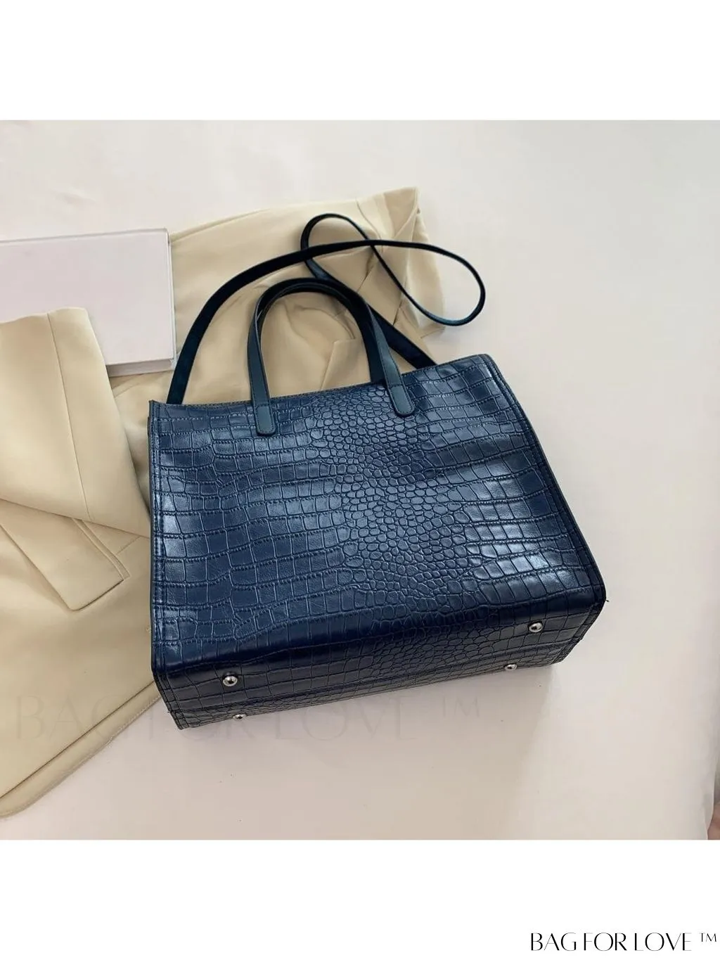 BagForLove - Stylish Womens Square Bag with Embroidered Cartoon Character Design - New Arrival
