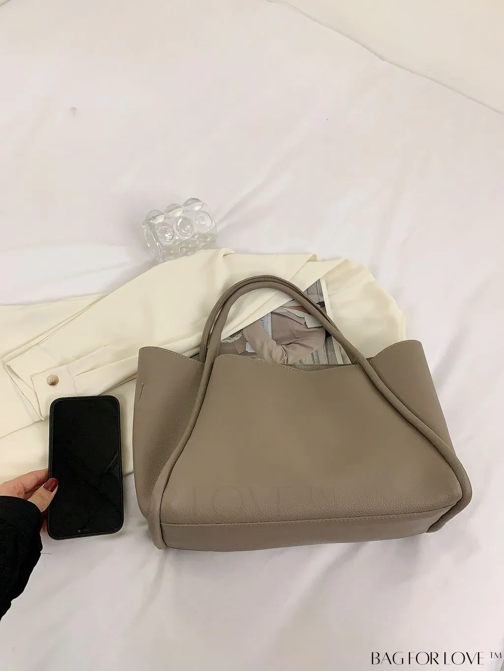BagForLove - Versatile and Stylish Womens Tote, Shoulder, and Crossbody Bag