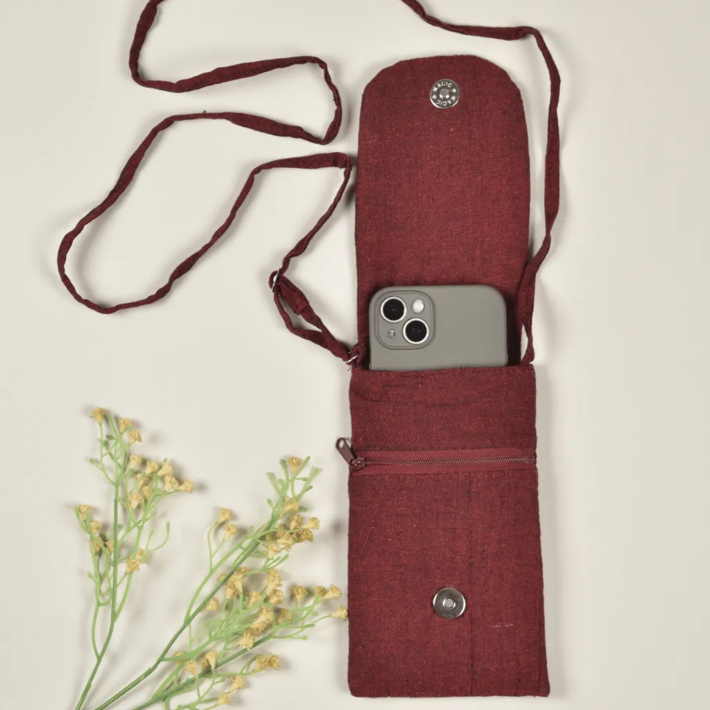 Cell phone pouch in maroon cotton