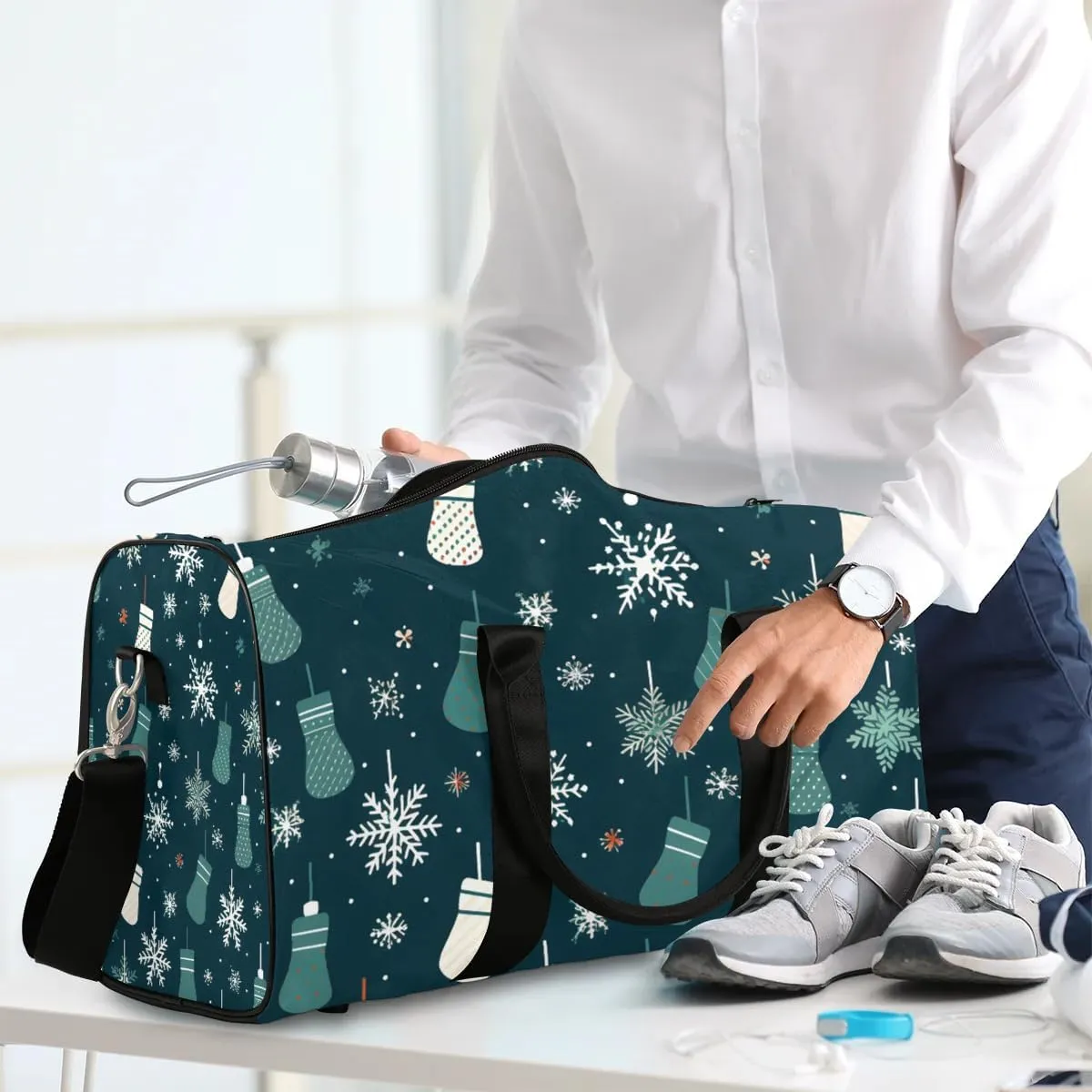 Christmas Stockings Snowflake Pattern Travel Duffel Bag for Women Men Waterproof Foldable Overnight Weekender Bag Large Capacity Sports Gym Bag