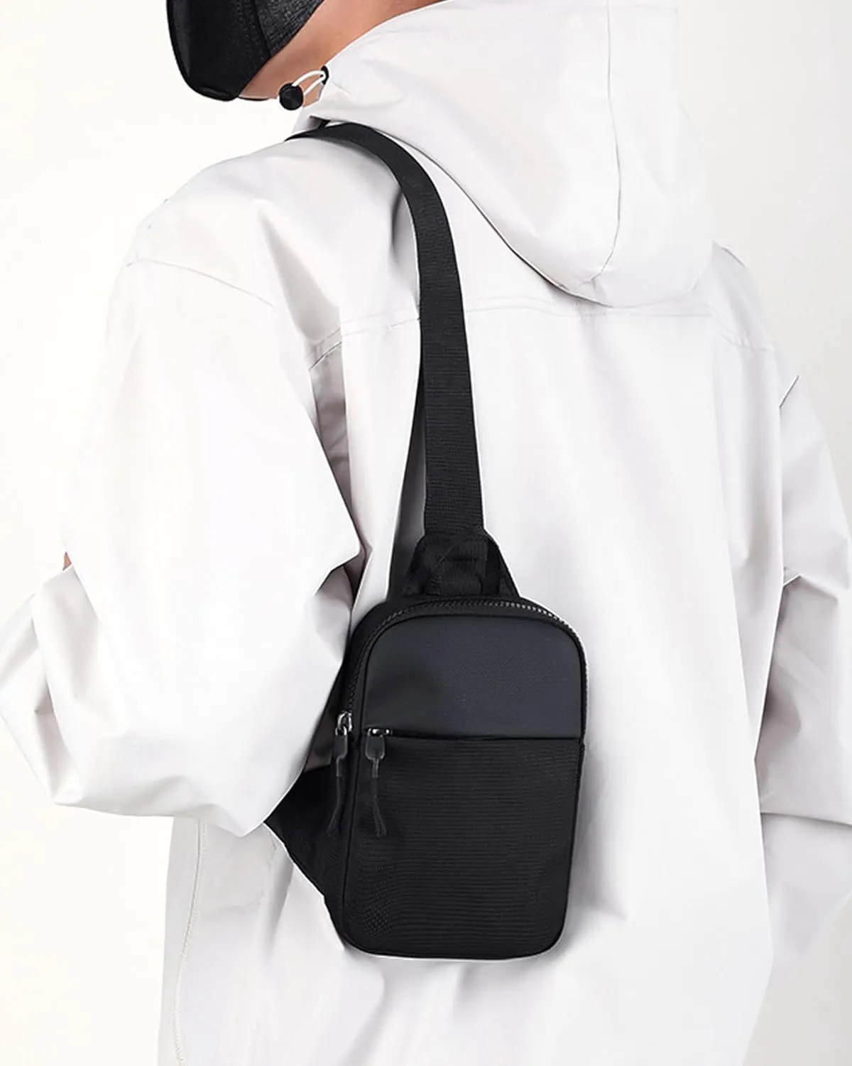Crossbody Bag for Men Women Waterproof Sling Bag Casual Portable Chest Bag for Travel Workout Hiking Mini Sling Bag Black