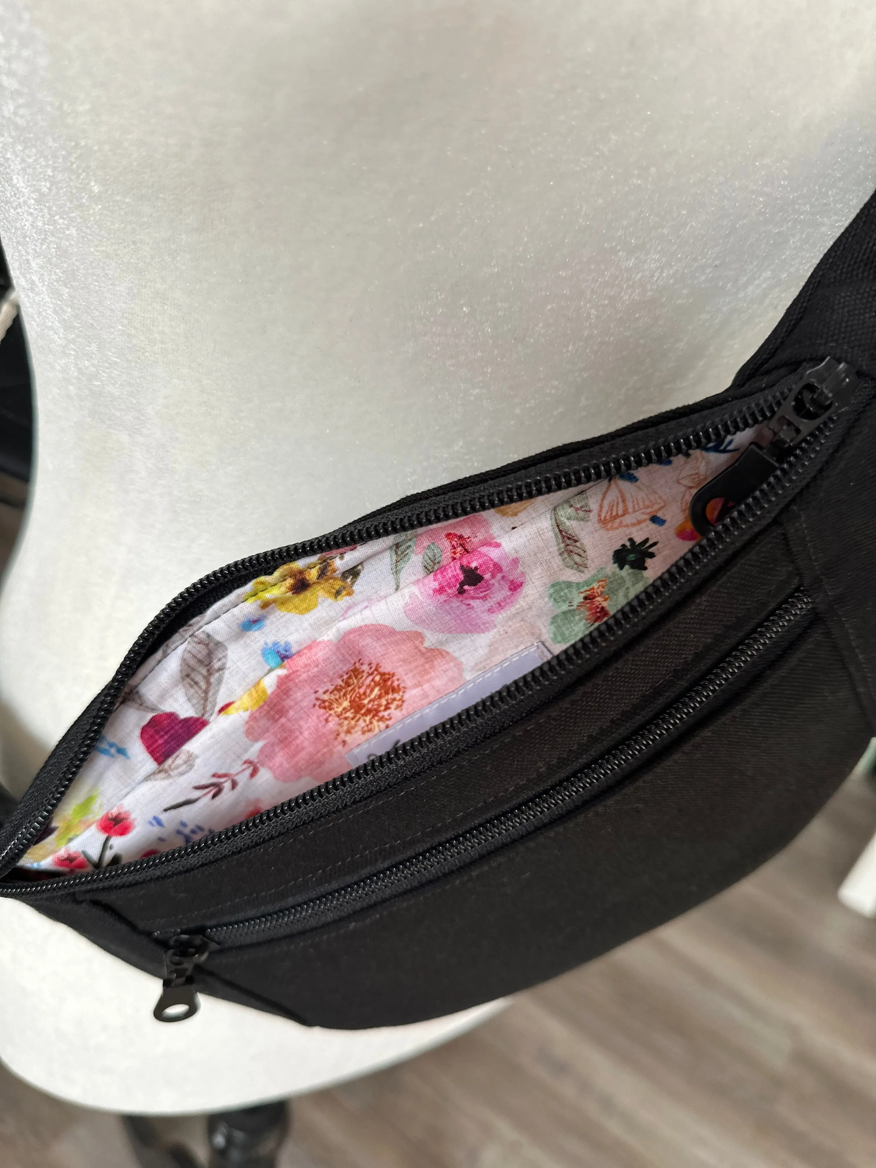 Crossbody Hipster Bag: Black Canvas Floral Lining