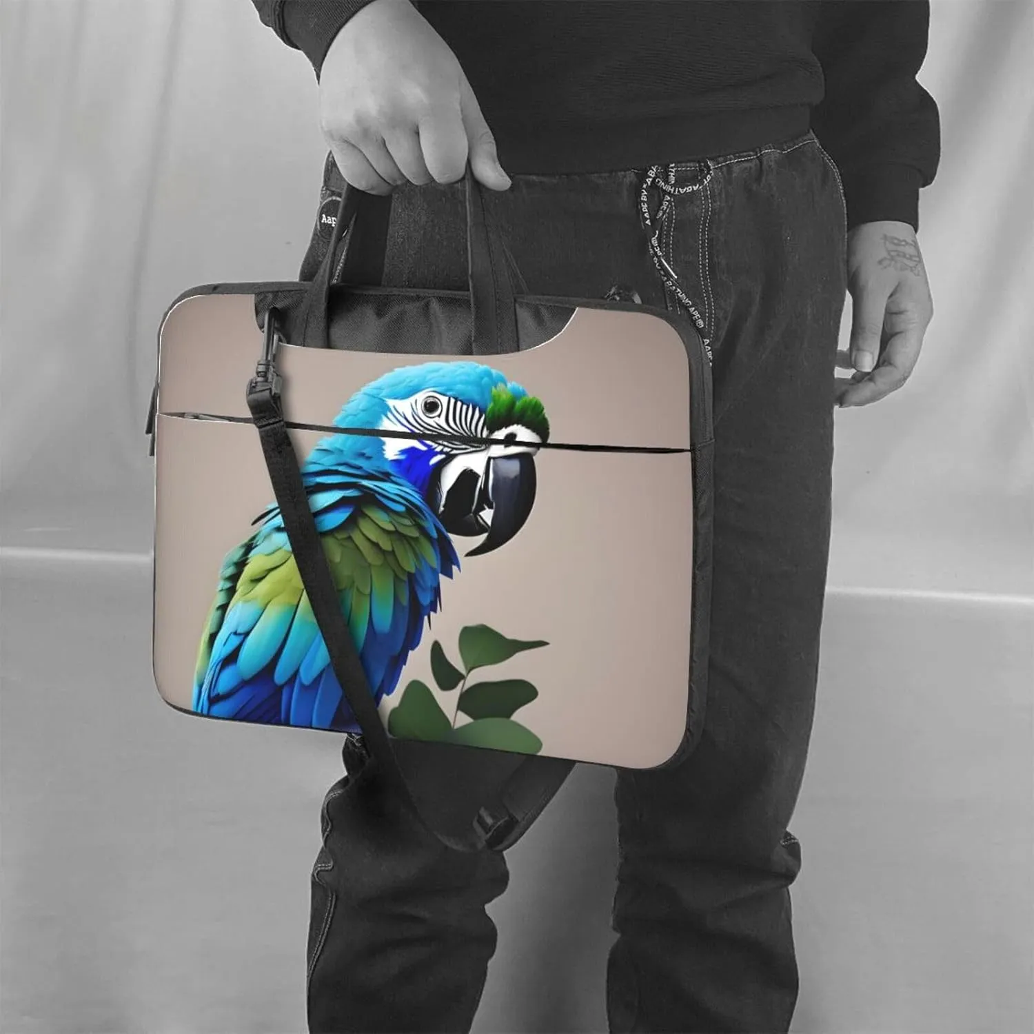 Cute Halloween Pattern 1 Stylish And Lightweight Laptop Messenger Bag,Handbag,Briefcase,Perfect For Business Travel