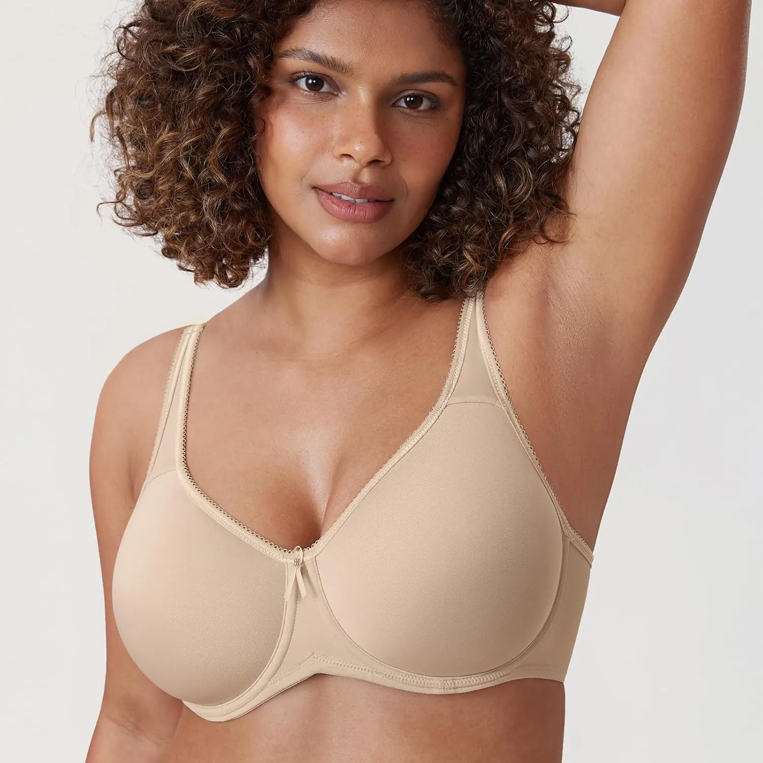 DELIMIRA Women's Seamless Tshirt Bras Plus Size Full Coverage Underwire Lightly Lined Bra Up to F