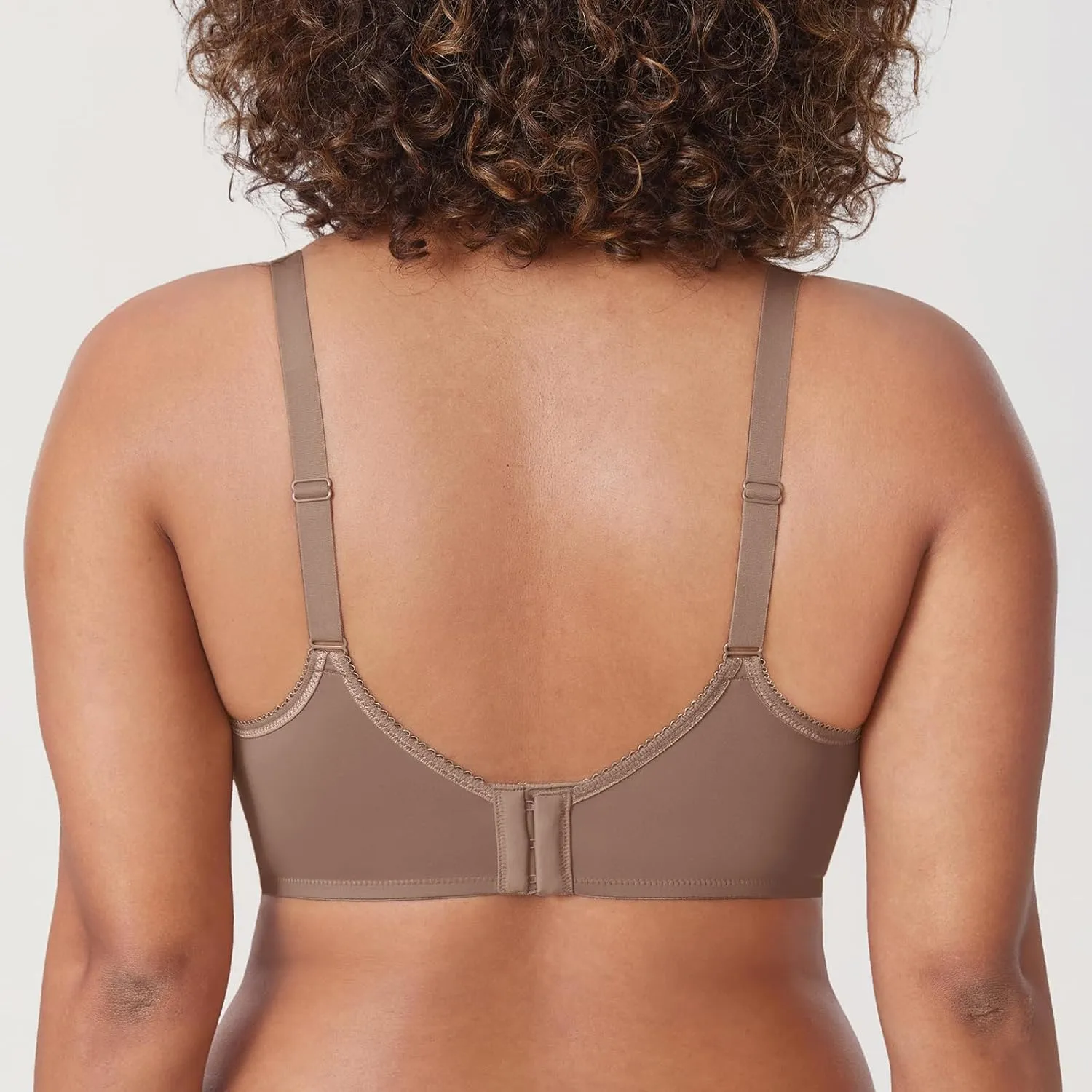 DELIMIRA Women's Seamless Tshirt Bras Plus Size Full Coverage Underwire Lightly Lined Bra Up to F