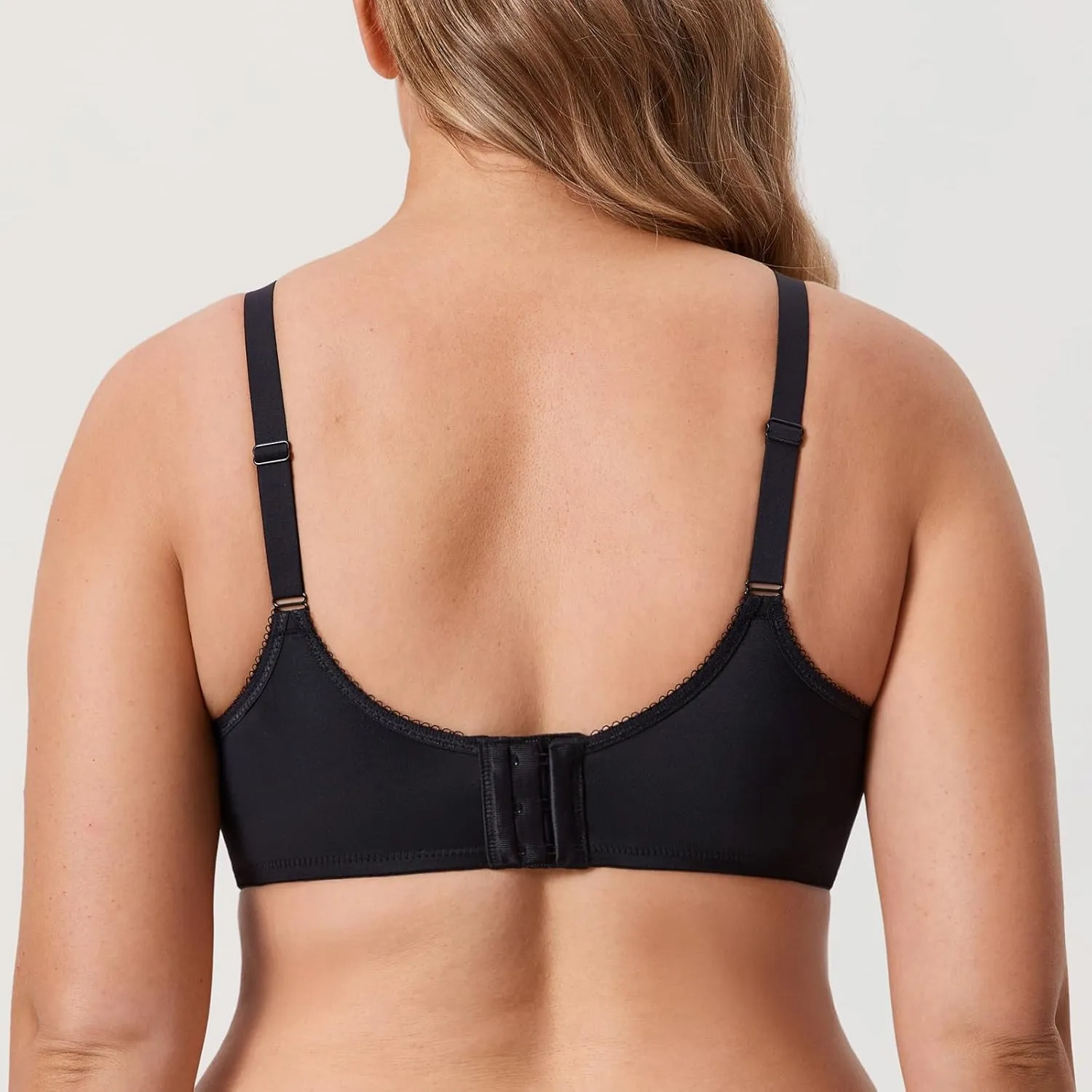 DELIMIRA Women's Seamless Tshirt Bras Plus Size Full Coverage Underwire Lightly Lined Bra Up to F