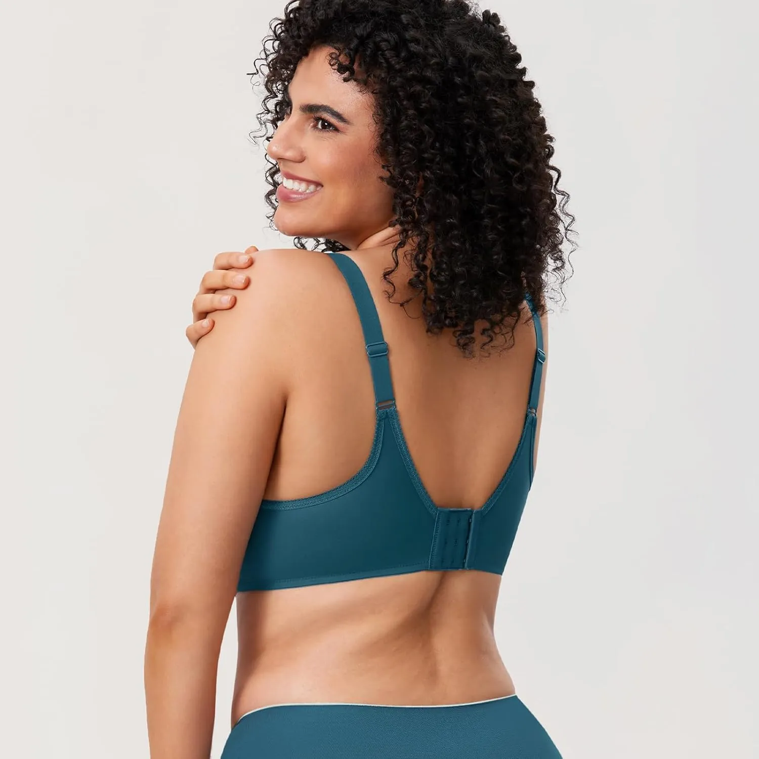 DELIMIRA Women's Seamless Tshirt Bras Plus Size Full Coverage Underwire Lightly Lined Bra Up to F