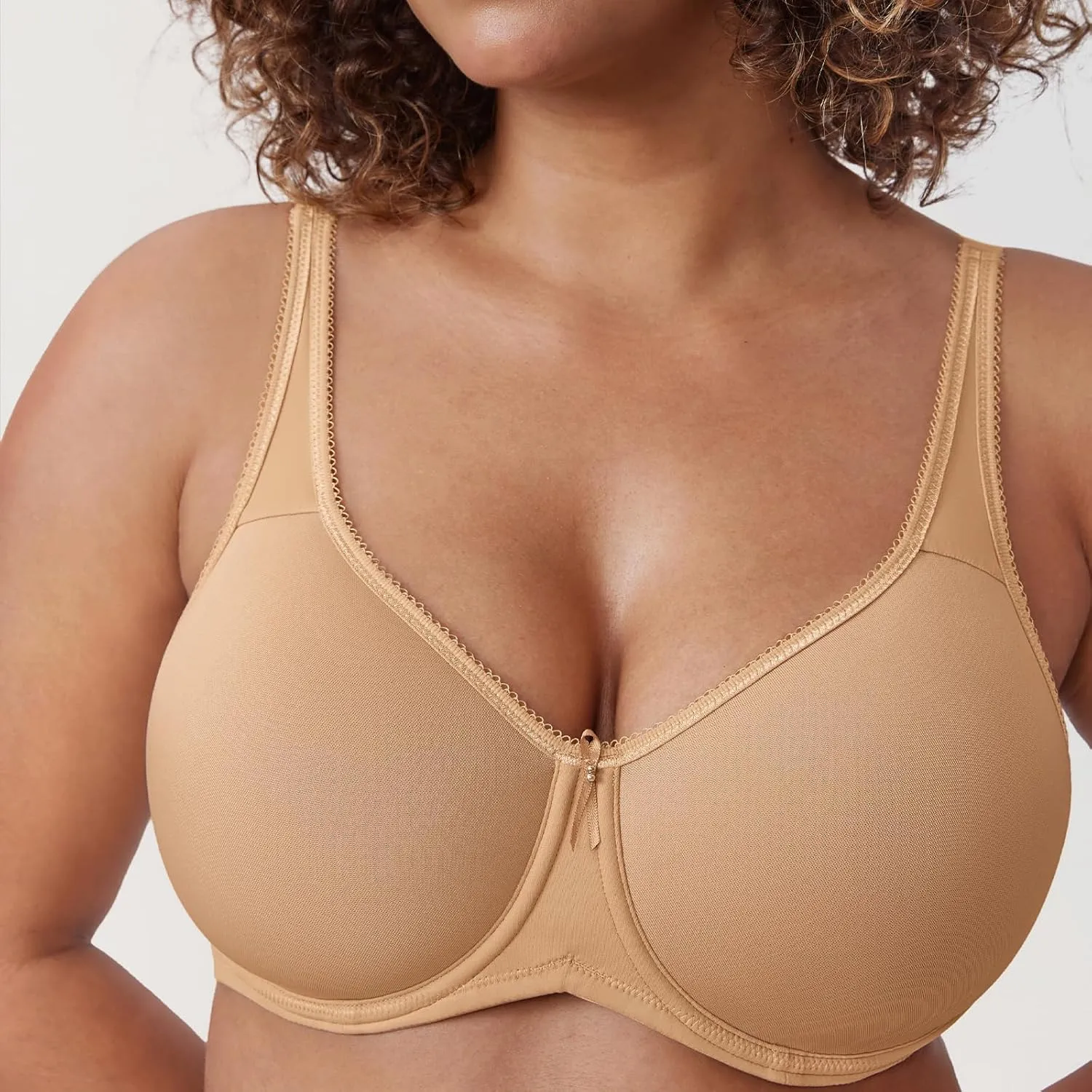 DELIMIRA Women's Seamless Tshirt Bras Plus Size Full Coverage Underwire Lightly Lined Bra Up to F