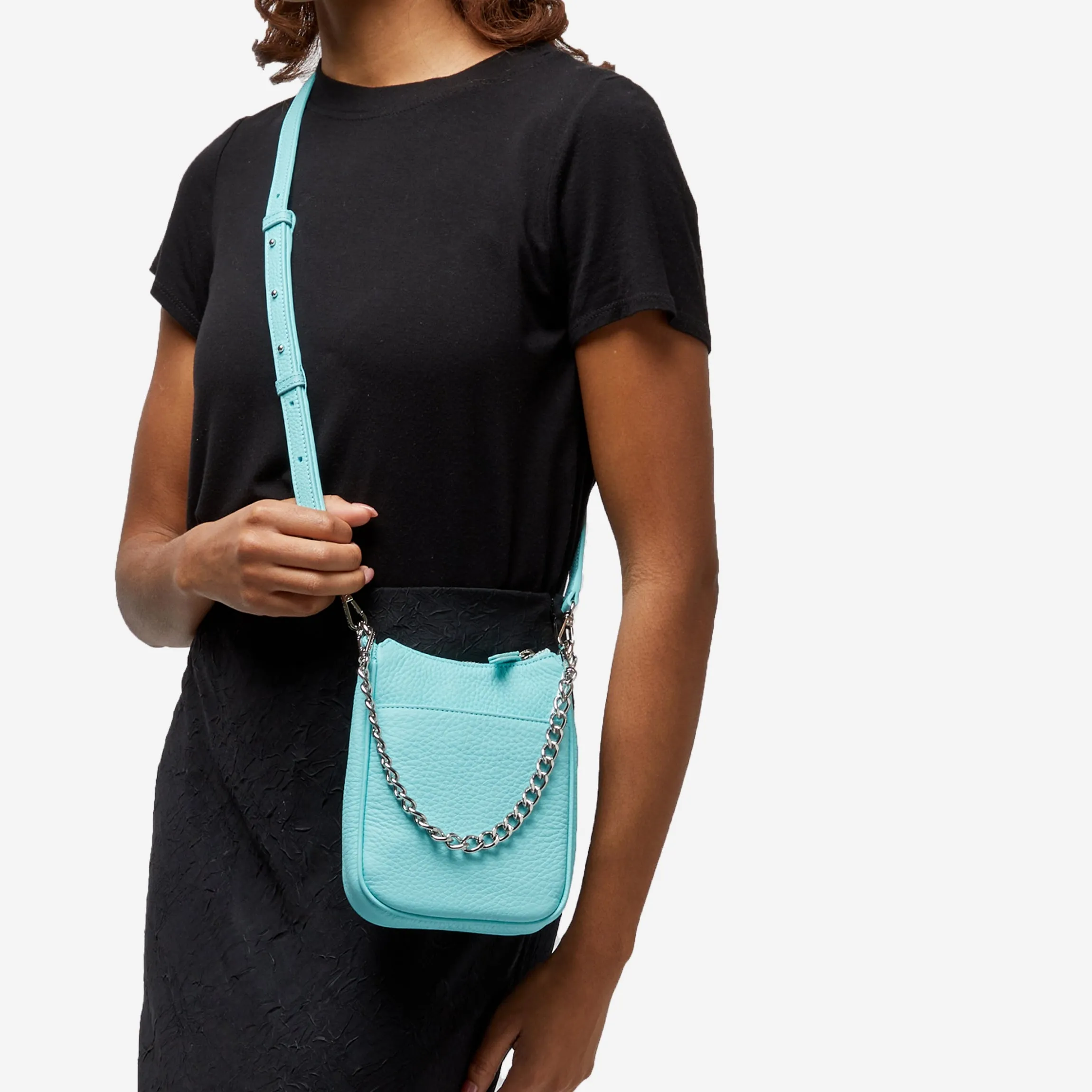 Greta Chain Vertical Sling Celeste