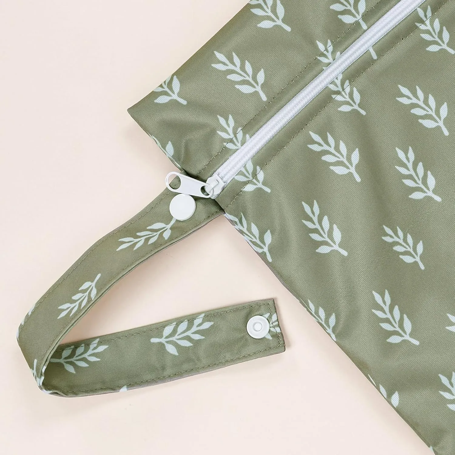 HappyFlute 2pcs Wet Bag Waterproof Bag Set-Cactus and Animal Pattern Wet Bag for Towels,Diaper Bag,Swim Bag,Beach Bag,Gym Bag,Wet/Dry Bag,Wet Clothes Bag,Wet Swimsuit Bag,10.2x14.4 inches.(Flower)