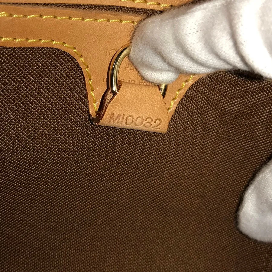 LOUIS VUITTON Handbag