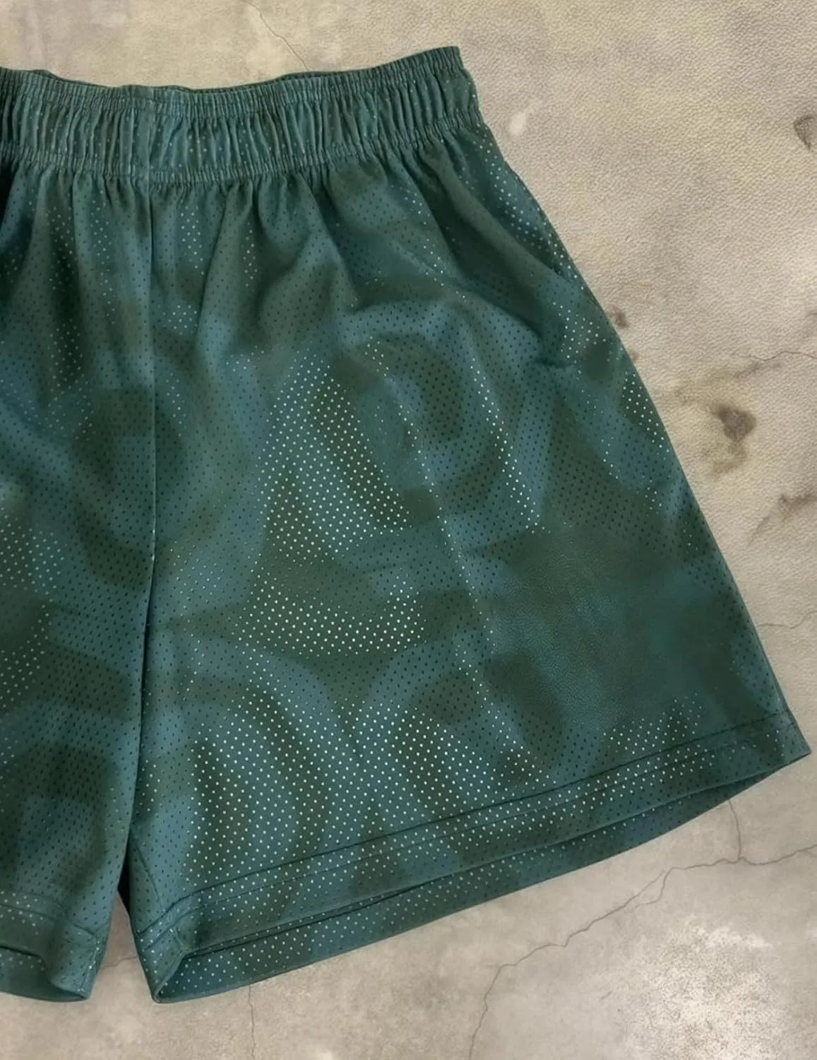 Mens Mesh Graphic Print Athletic Running Shorts Mens Fashion Quick-Dry Shorts for Basketball Workout