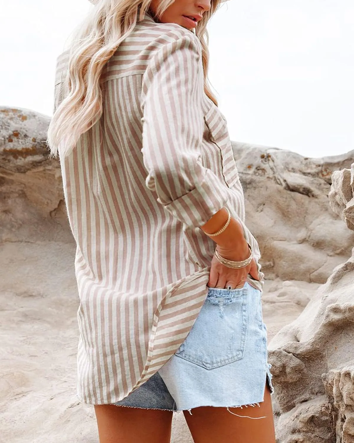 OMSJ Women's Striped Button Down Shirts Casual Long Sleeve Stylish V Neck Blouses Tops with Pockets