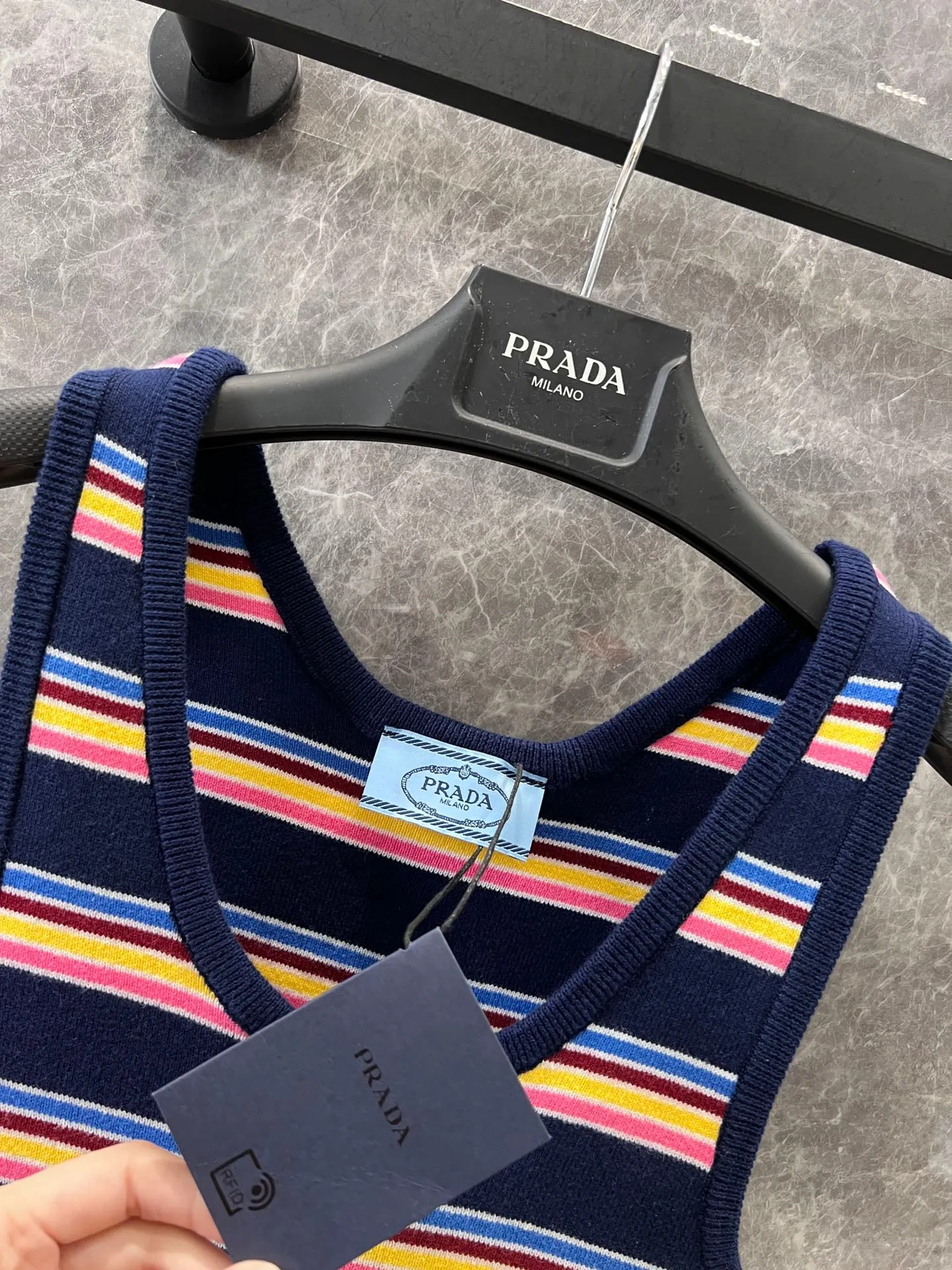 P 25 Colorful Striped Knit Vest