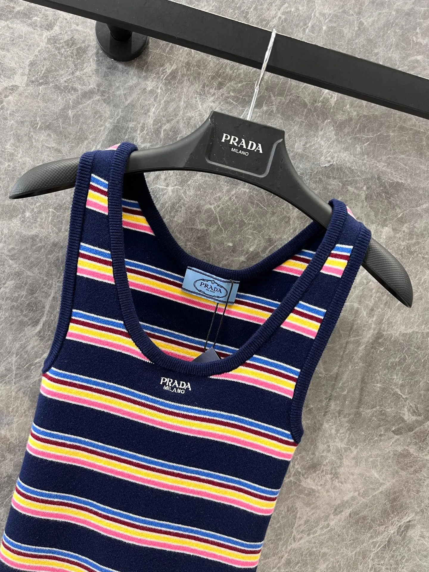 P 25 Colorful Striped Knit Vest