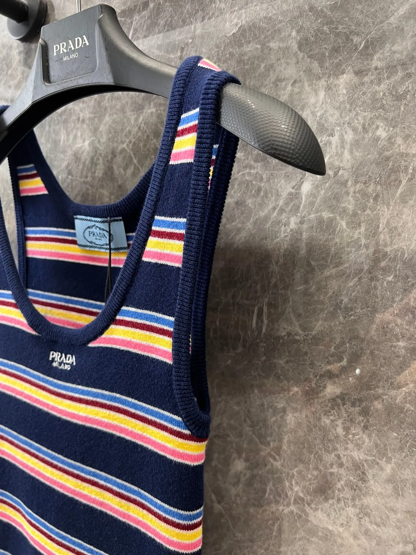 P 25 Colorful Striped Knit Vest