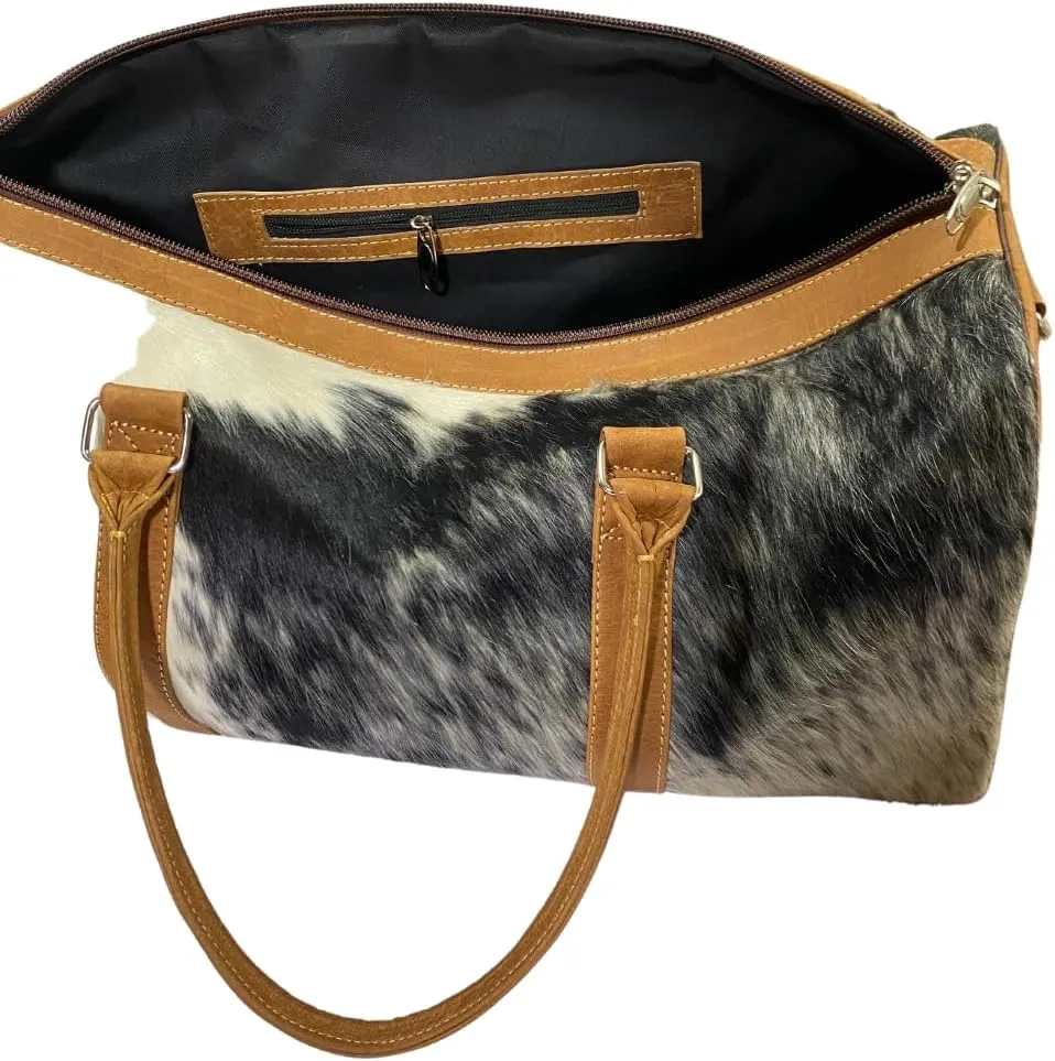 "Premium Cowhide Duffel Bag – Leather Travel, Overnight, Weekender & Gym Duffle with Pony Skin Detailing – Durable, Stylish & Spacious" (20 inch)