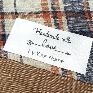 Set of 100pcs Custom Fabric Clothing Label Personalized Sewing tag Handmade with Love Arrow Design White Silky Satin Sewing tag Flat Sewing Label sew in